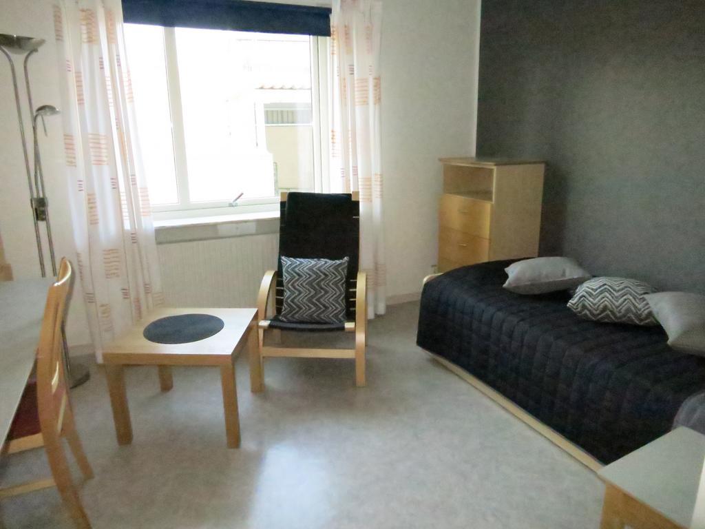Vaernamo Folkhoegskolas Vandrarhem Habitación foto